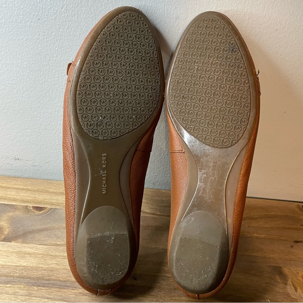 Michael Kors Brown Leather Ballet Flats Gold Buckle Accent SlipOn Womens Sz:6.5M - Picture 6 of 6